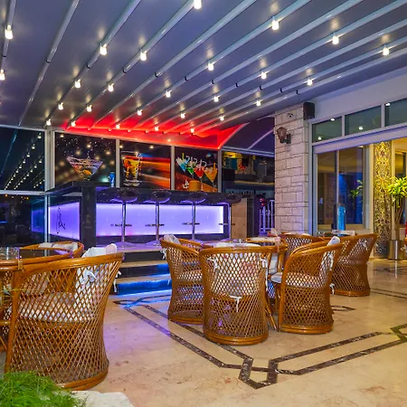 Kleopatra Celine Hotel 3*