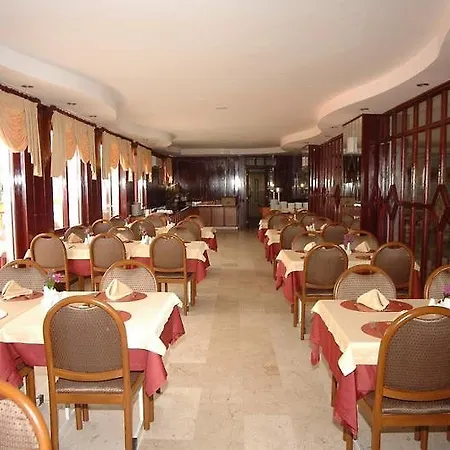Kleopatra Celine Hotell 3*