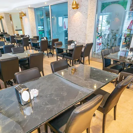 Kleopatra Celine Hotel 3*