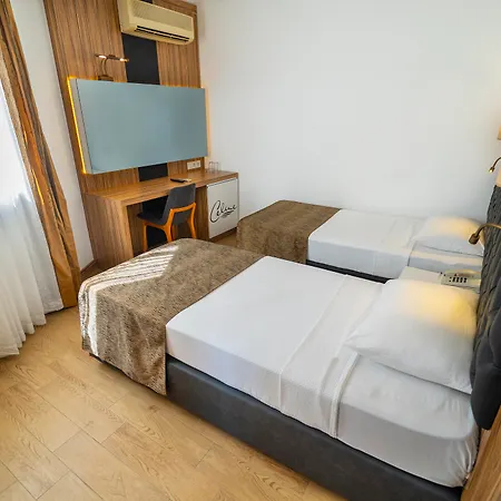 Kleopatra Celine Hotel
