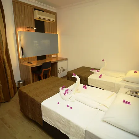 Kleopatra Celine Hotell 3*