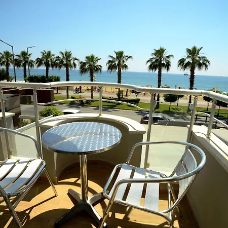 Hotel Kleopatra Celine 3*