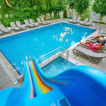 Kleopatra Celine Hotel