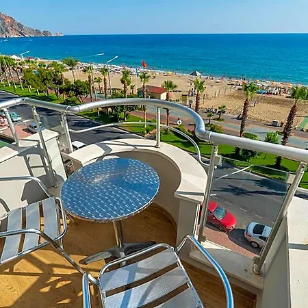 Kleopatra Celine 3* Alanya