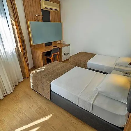Kleopatra Celine Hotel