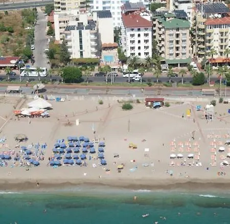 Hotel Kleopatra Celine 3*