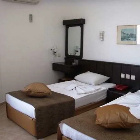 Hotel Kleopatra Celine 3*