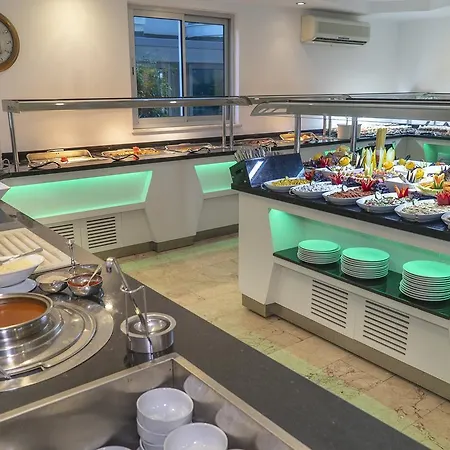 Kleopatra Celine Hotel