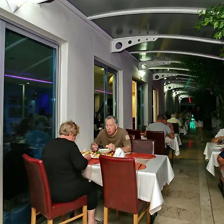 Kleopatra Celine Hotel