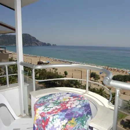 Kleopatra Celine Alanya